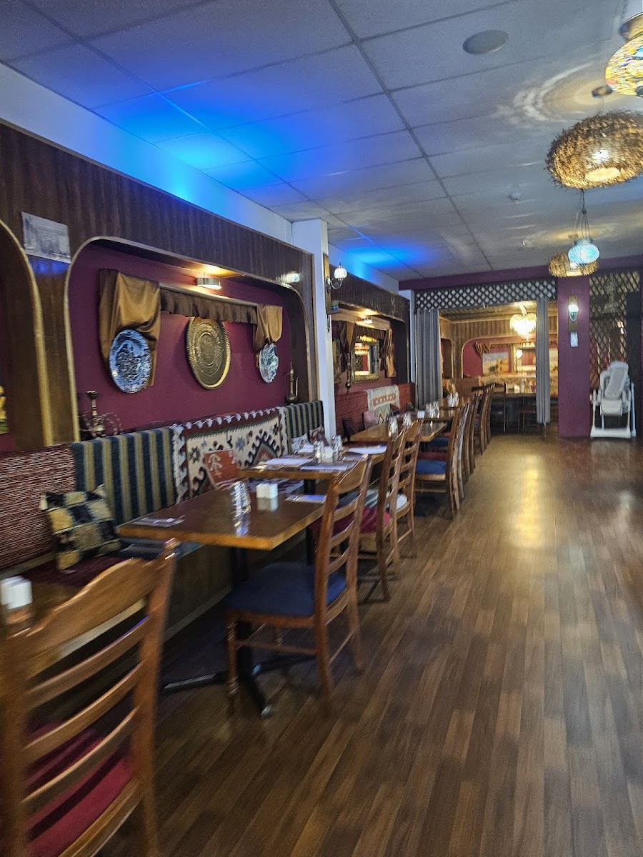 Verdura- Middle Eastern & Mediterranean Fusion Photos 2